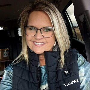 Meet your Posher, Brenda